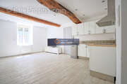 Appartement à SOLLIES-TOUCAS