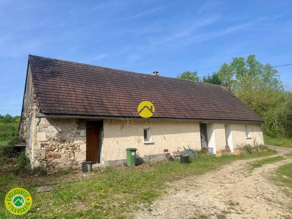 Maison à SURY-PRES-LERE