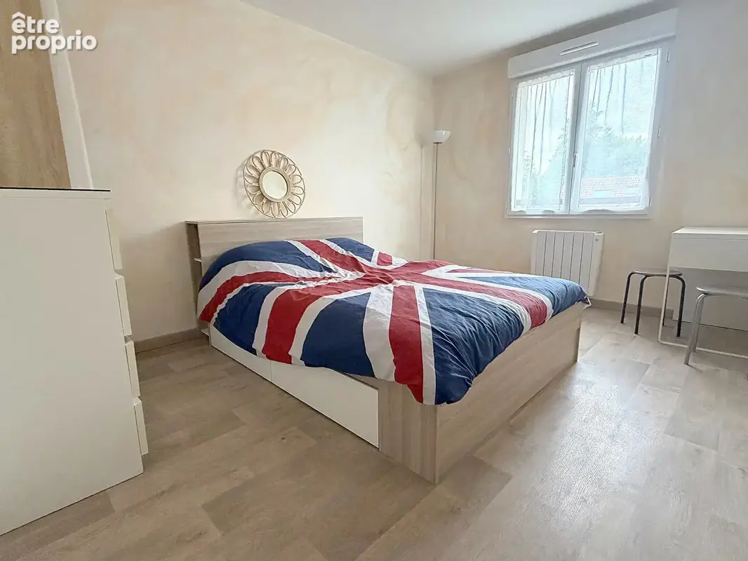 Maison Voisins Le Bretonneux 6 pièce(s) 135 m2 - photo 12