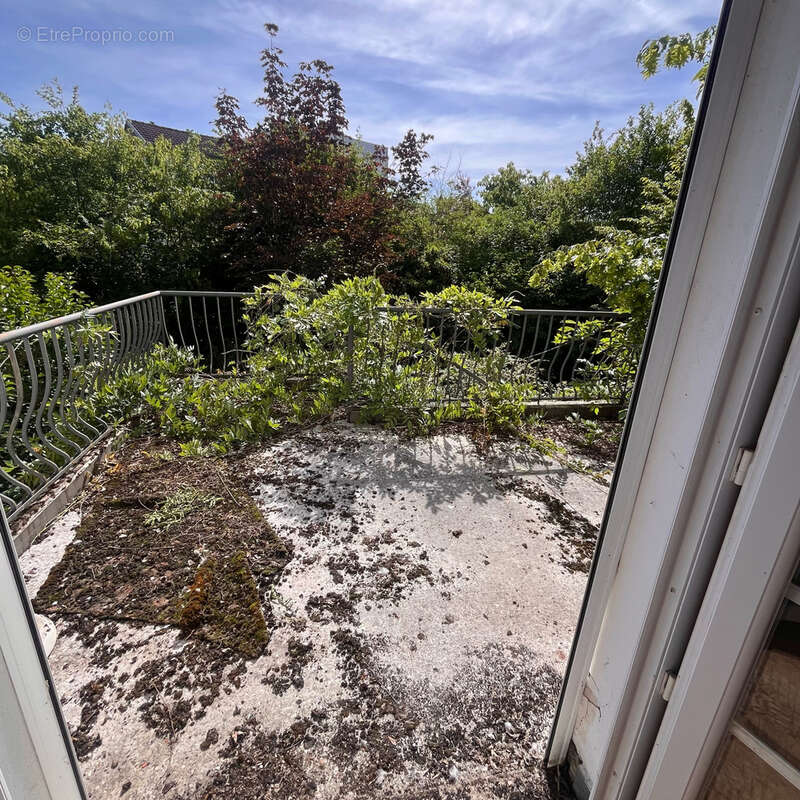 Maison à YZEURE
