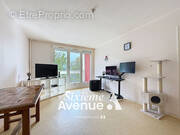 Appartement à MEYZIEU