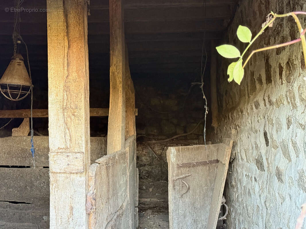 Maison à BUSSIERES
