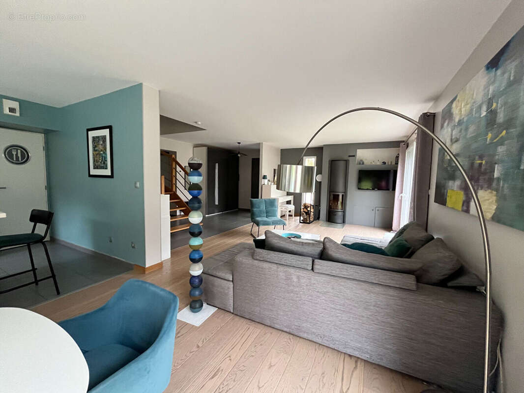 Maison à VILLETTE-D&#039;ANTHON