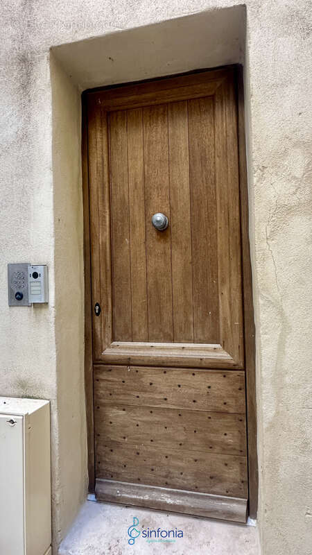 Appartement à UZES