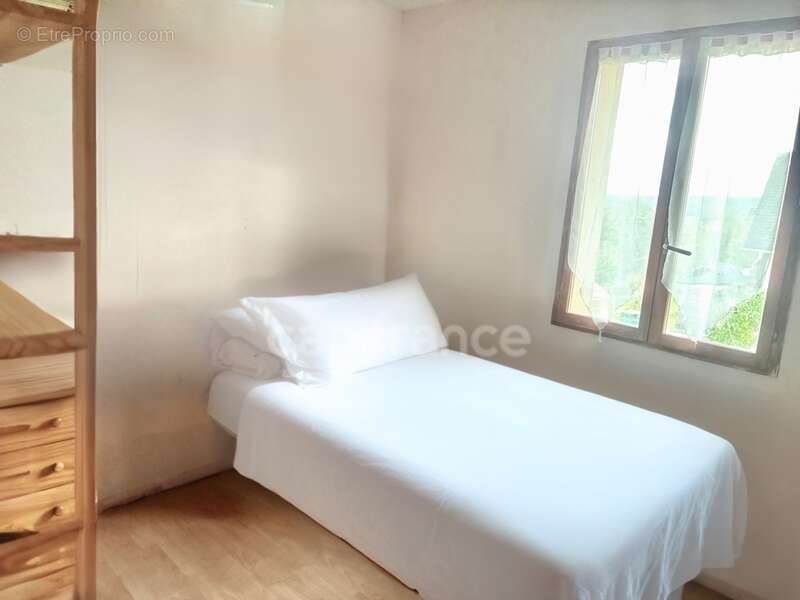 Maison à MARAIS-VERNIER