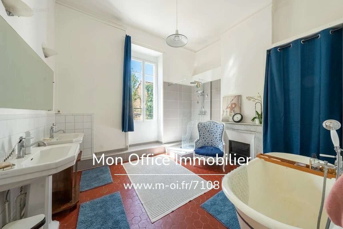 Référence : 7134-SKA - Maison 9 pièce(s) à Salon-de-Provence (13300) - photo 34