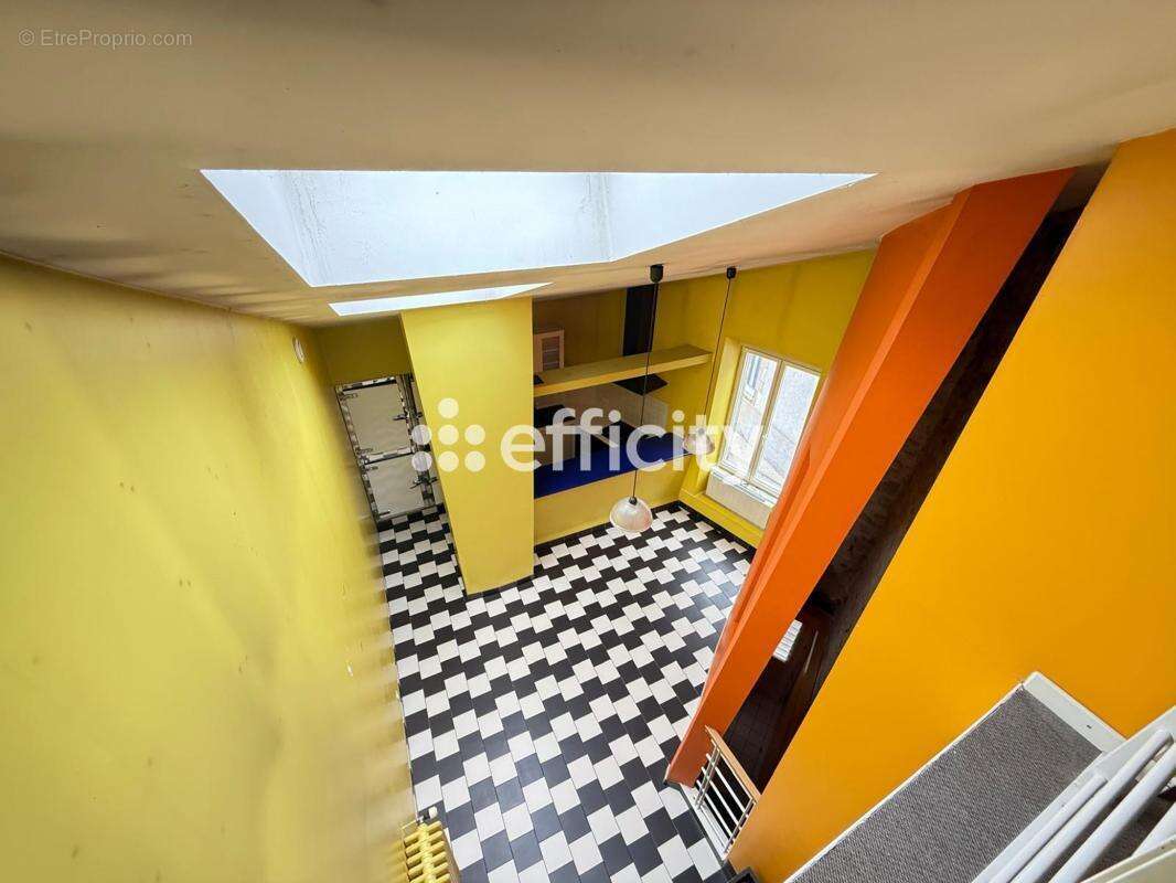 Maison à LES LANDES-GENUSSON