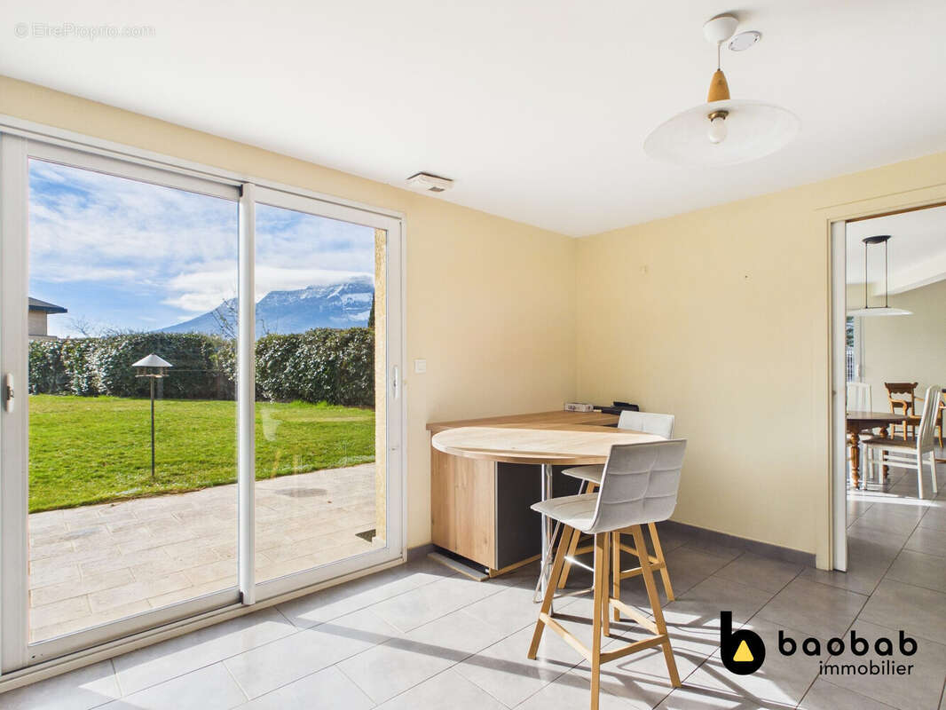 Maison à SAINT-JEOIRE-PRIEURE