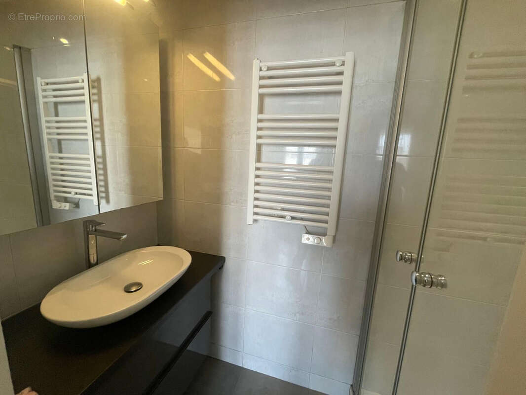 Appartement à PARIS-12E