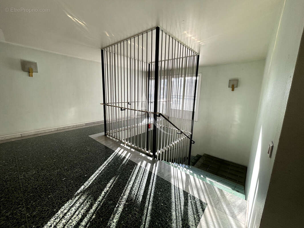 Appartement à PARIS-10E