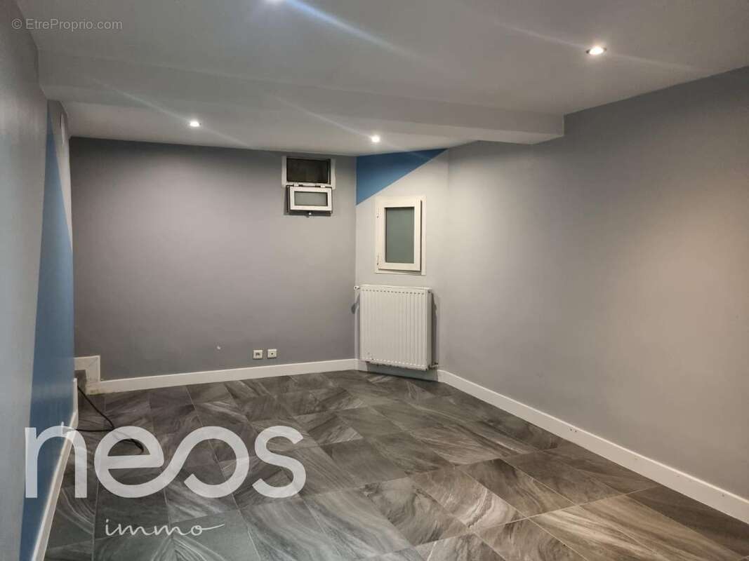 Appartement à SAINT-MAUR-DES-FOSSES