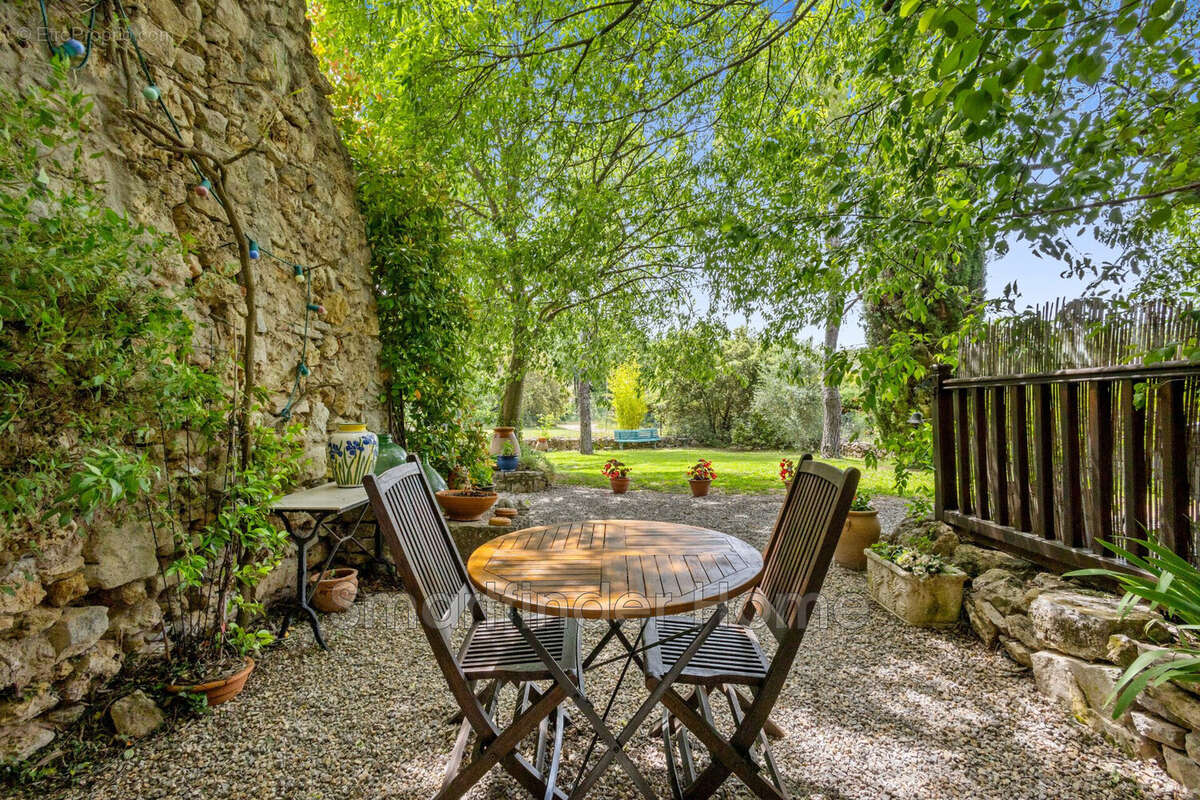Maison à LORGUES
