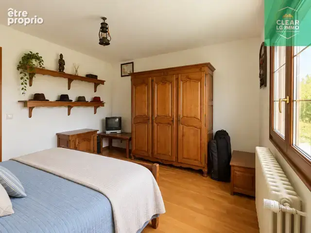Propriété familiale avec dépendances et terrain constructible - photo 8
