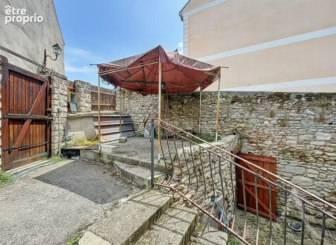 Maison Ecquevilly 4 pièce(s) 83 m2 - Hyper centre - 3 chambres - Jardin et cave - photo 16