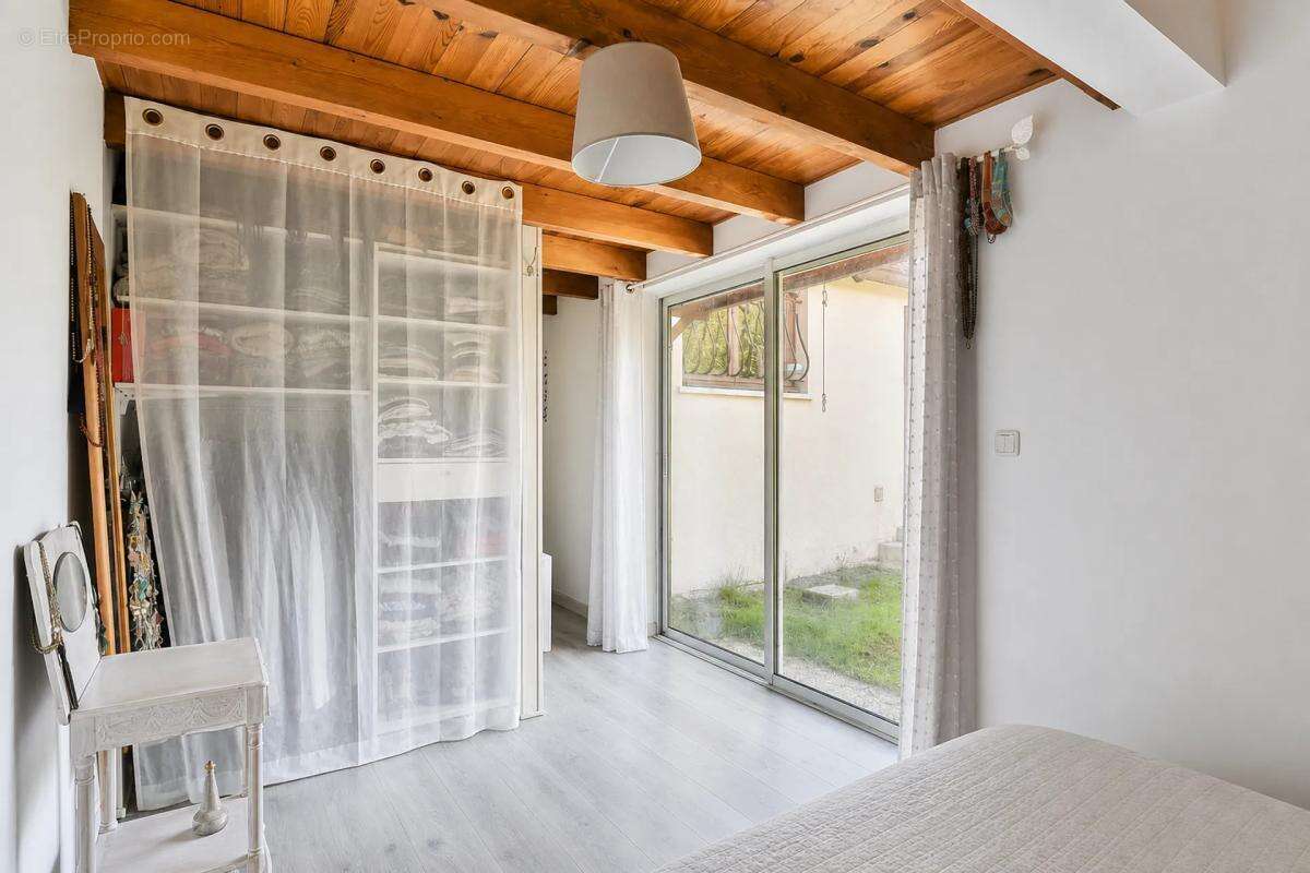 Maison lumineuse 3 pièces avec grand jardin à Gujan - photo 9