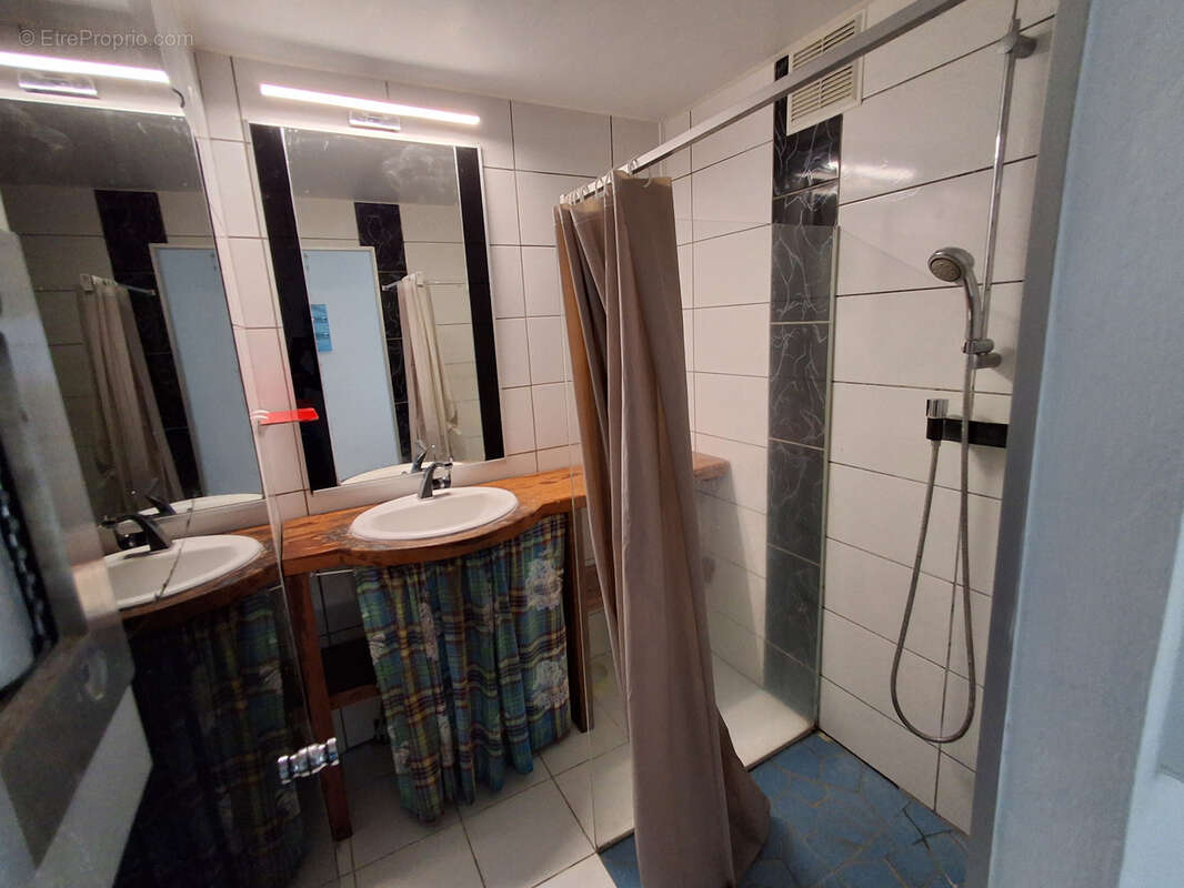 Appartement à CAYENNE