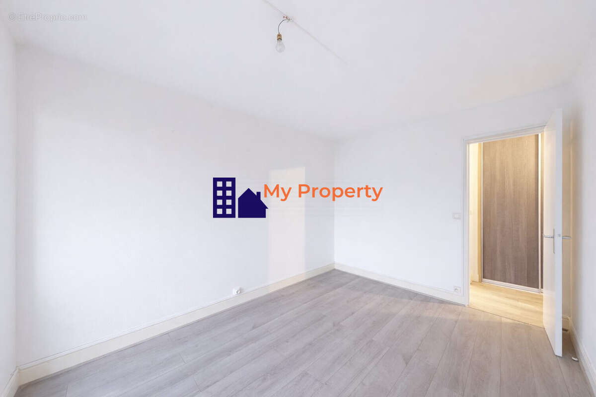 Appartement à SAINT-GRATIEN