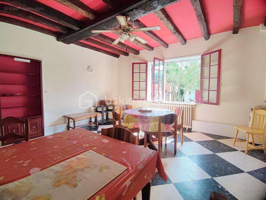 Maison à LEMBRAS