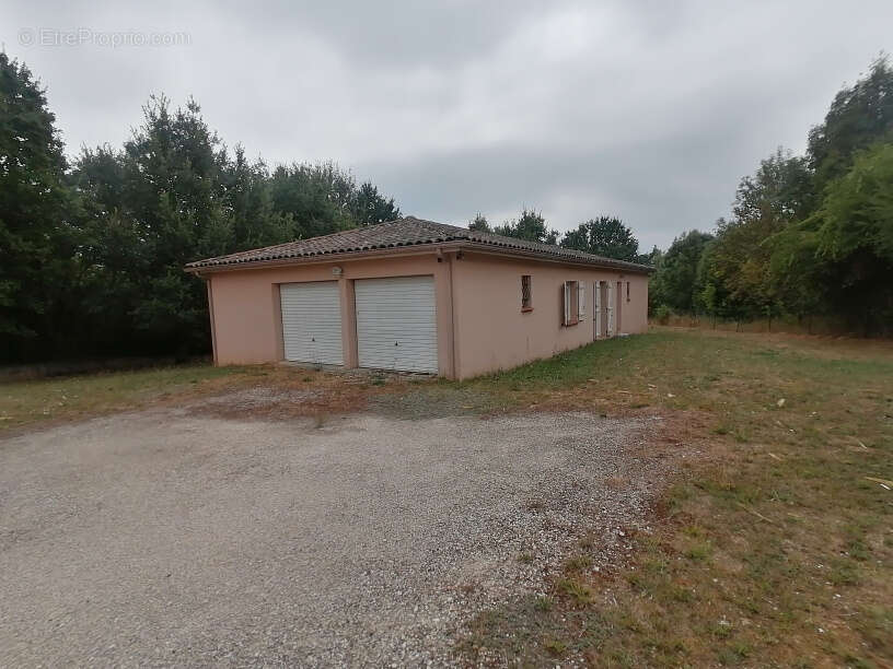 Maison de plain pied 5 pièces MOISSAC - photo 19