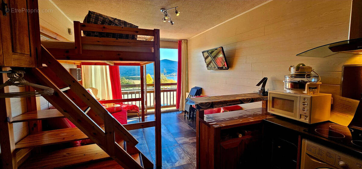 Appartement à LES ANGLES