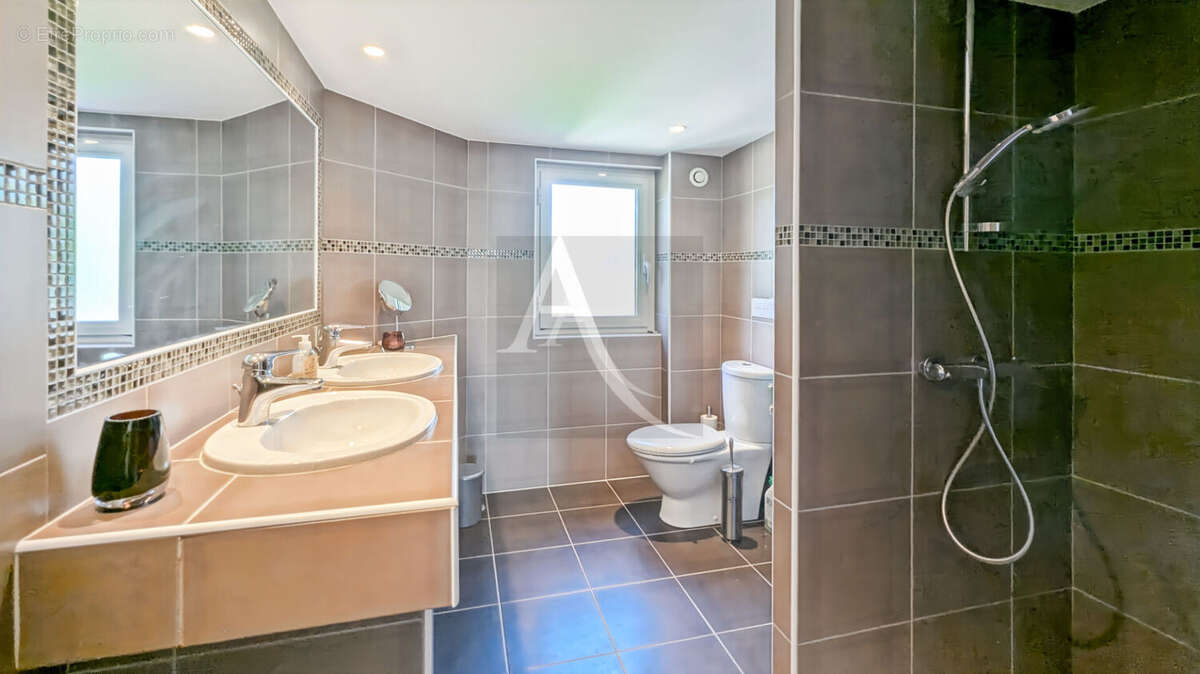 Maison à MONFLANQUIN