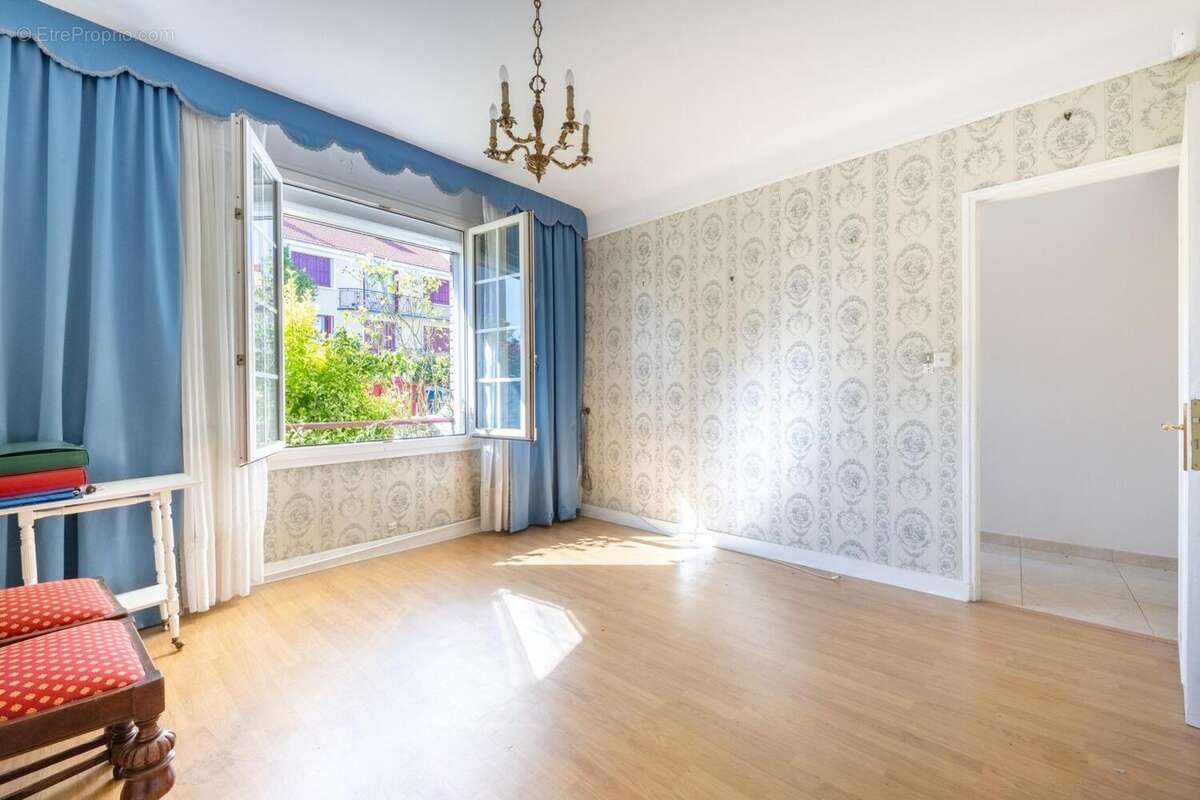 Photo 4 - Maison à ISSY-LES-MOULINEAUX