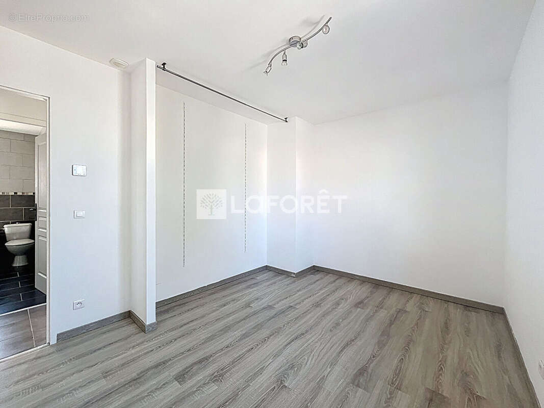 Maison à VILLELONGUE-DELS-MONTS