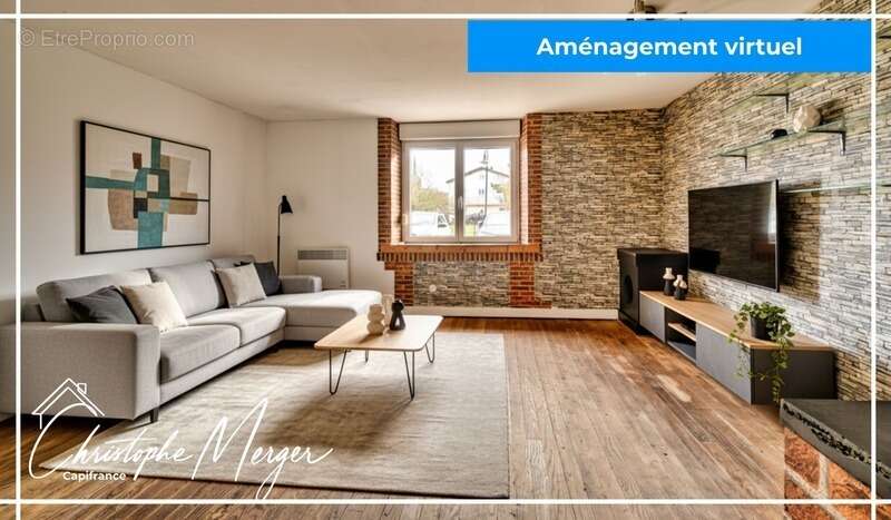 Maison à LINDRE-BASSE