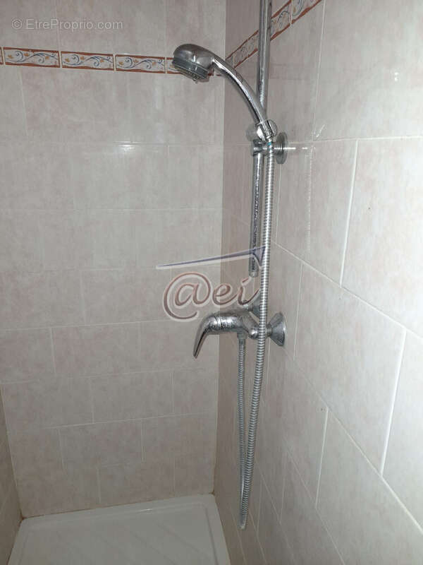 Maison à GINASSERVIS