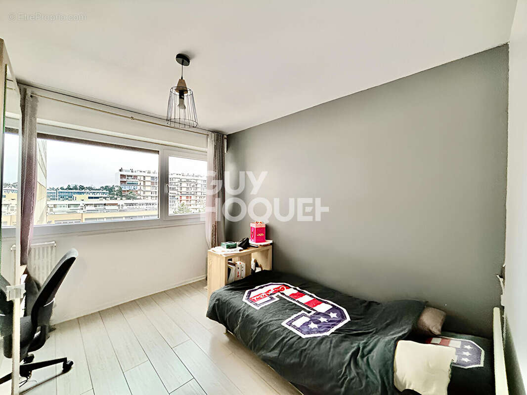 Appartement à RILLIEUX-LA-PAPE