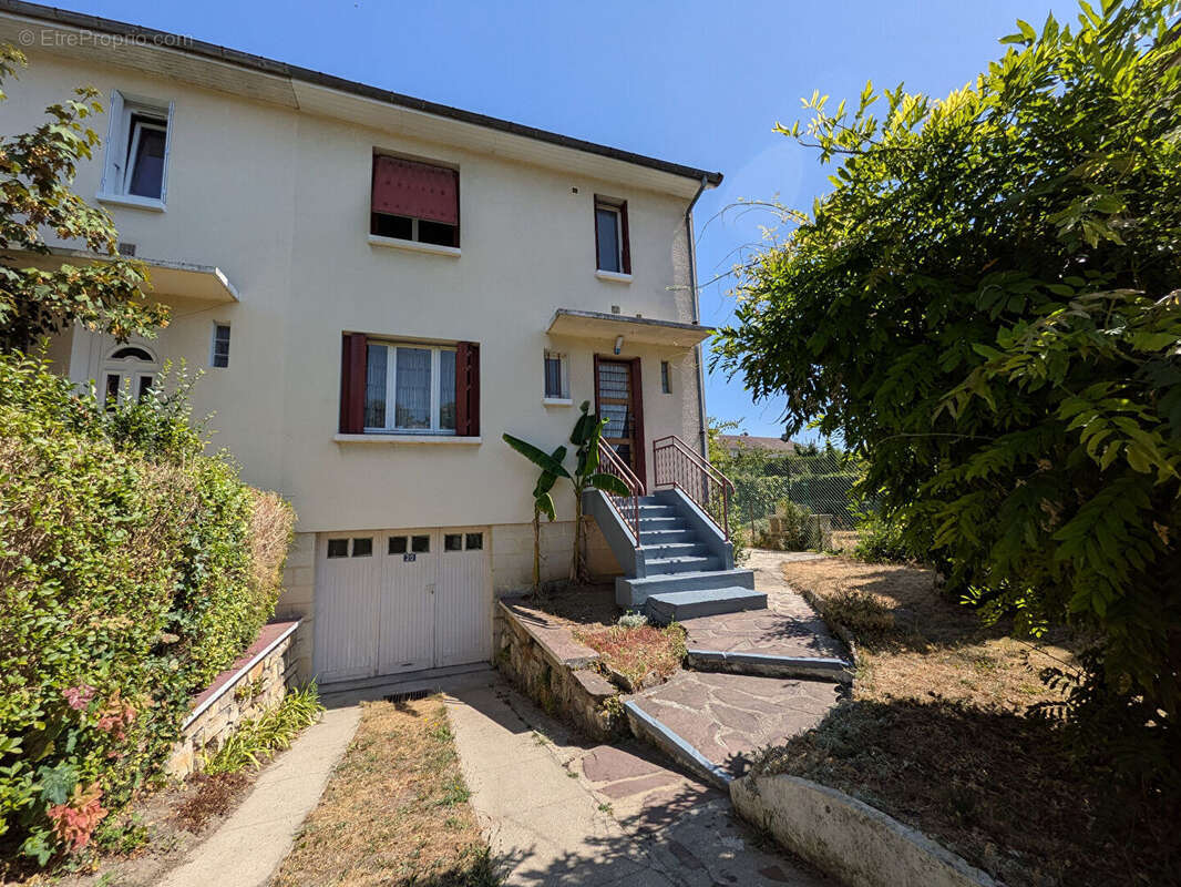 ? TAVERNY ? Maison familiale 4 pièces de 69 m² avec jardin, sous-sol total et 3 chambres - photo 3