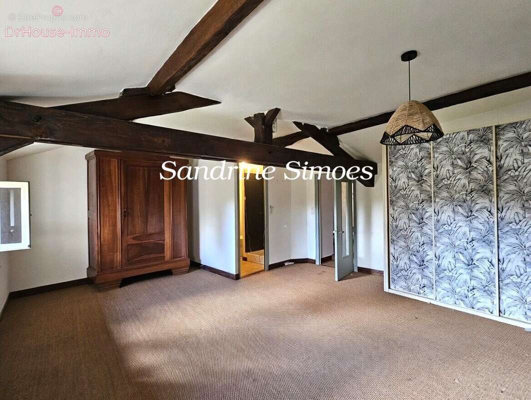 Maison à MONTMORILLON