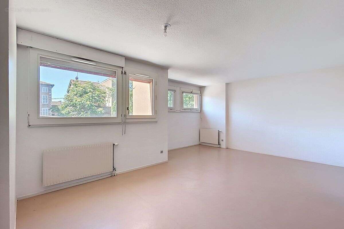 Appartement à BELLEVILLE