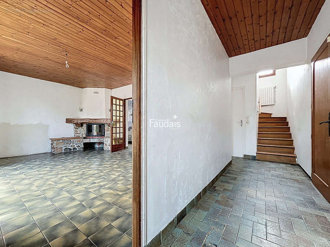 Maison 116 m² à Gouville-Sur-Mer  - photo 4