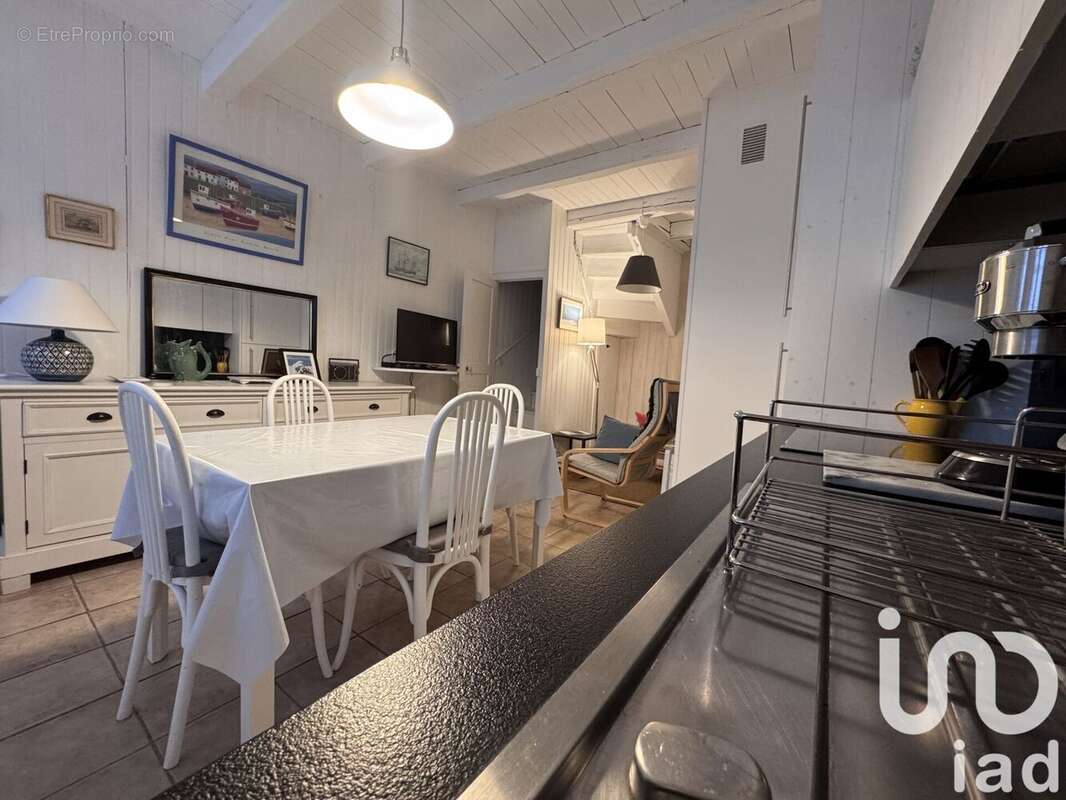 Photo 3 - Maison à LES PORTES-EN-RE