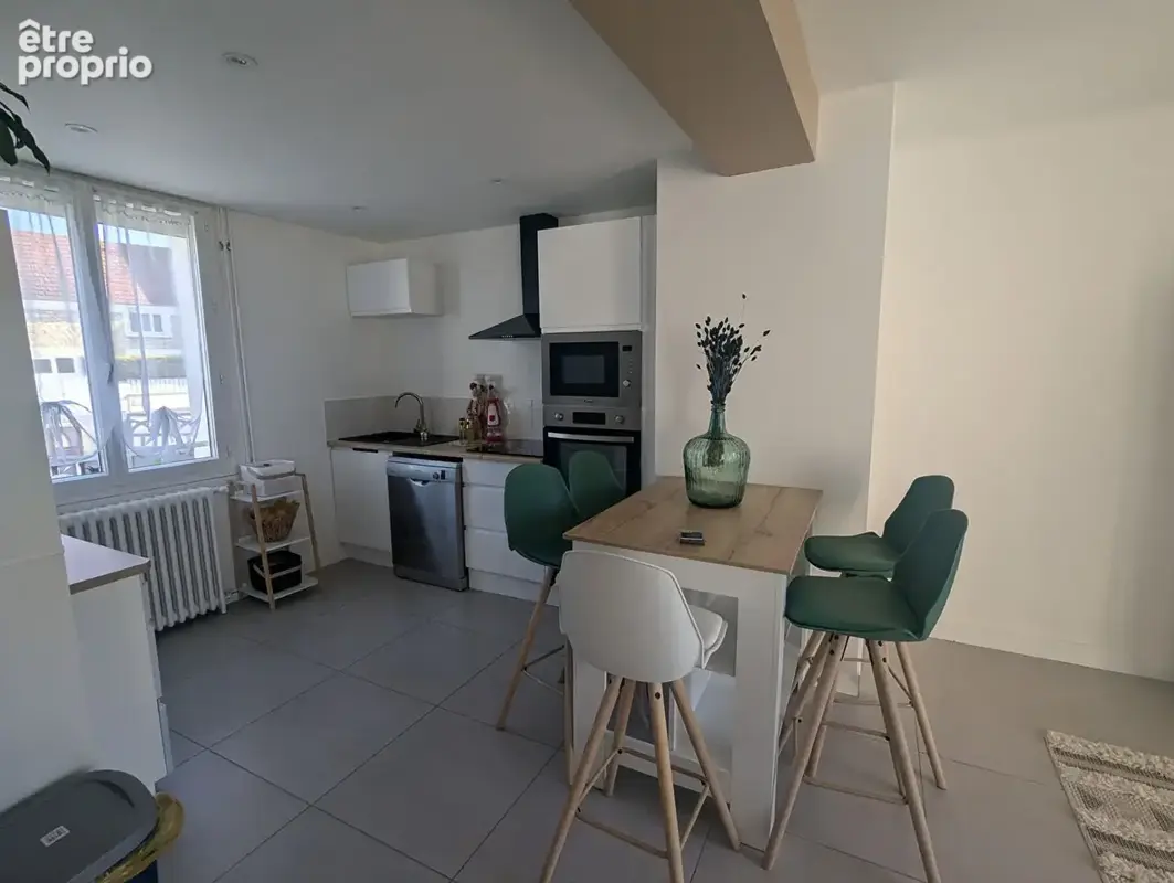 Maison rénovée de 75 m² vendue louée (900 /mois) - photo 2