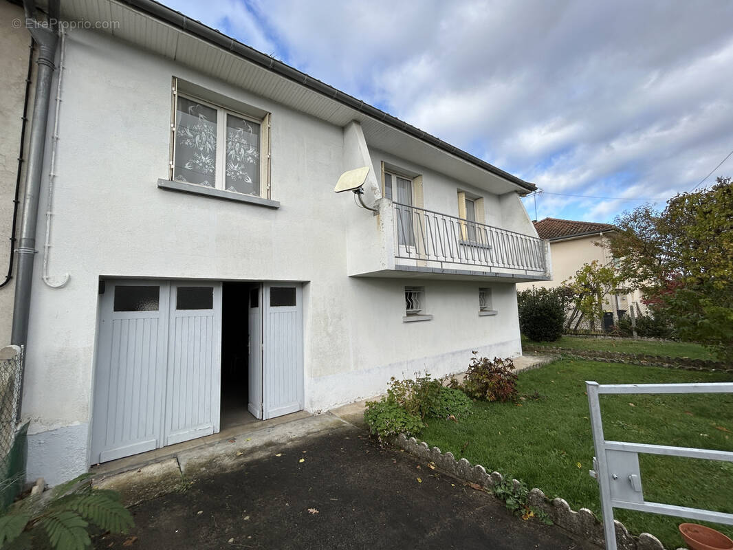 Maison à COMMENTRY