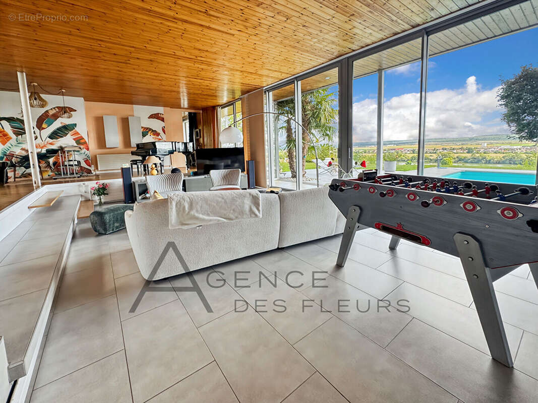 Maison à TOURVILLE-LA-RIVIERE