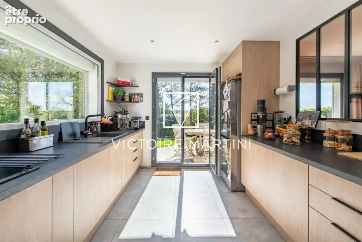 Maison 317 m² à Chavenay  - photo 10