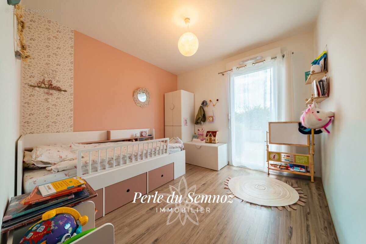 Appartement à SEYNOD