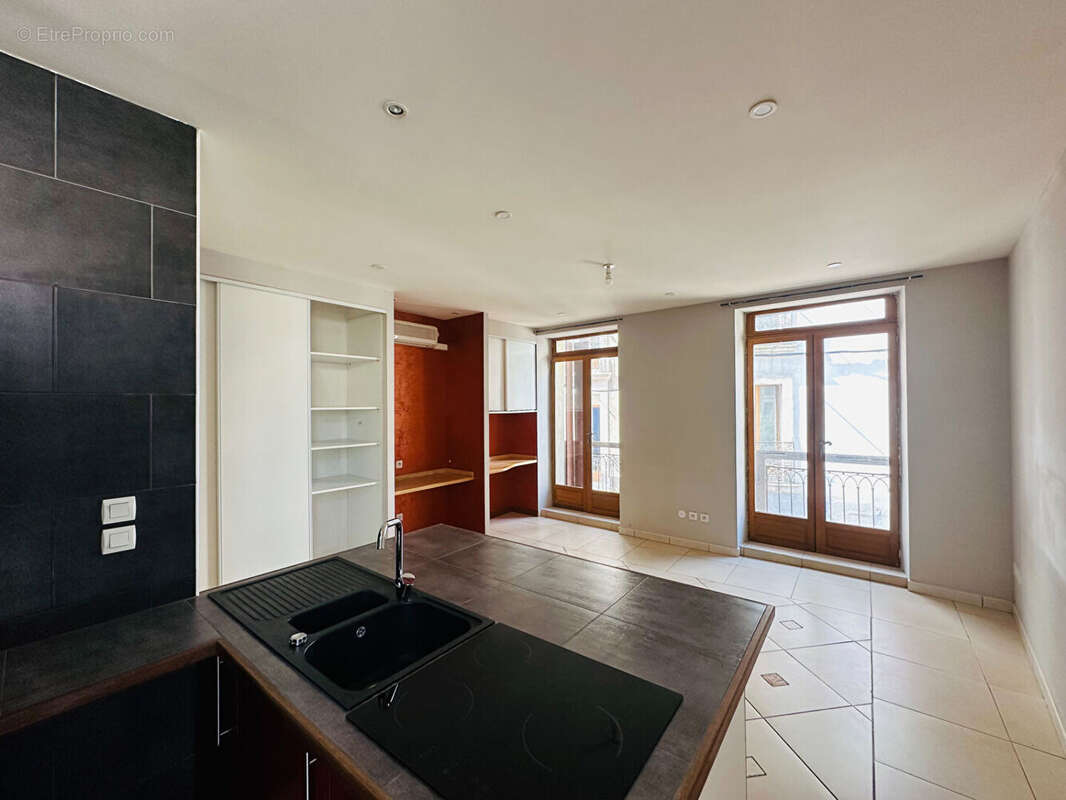 EXCLUSIVITE - Immeuble Béziers - 8 pièces - 153 m² - photo 4