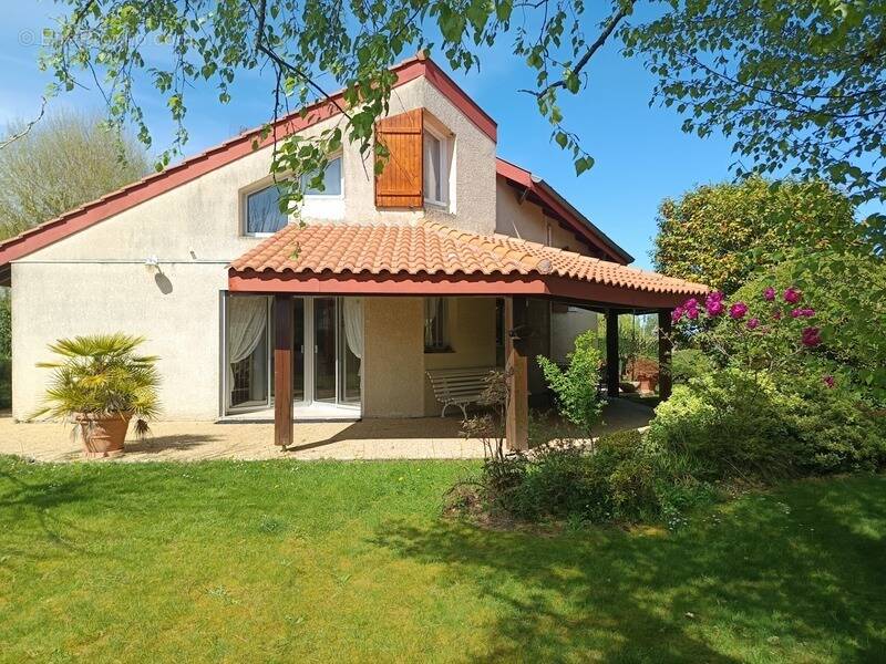 Maison à AIRE-SUR-L'ADOUR