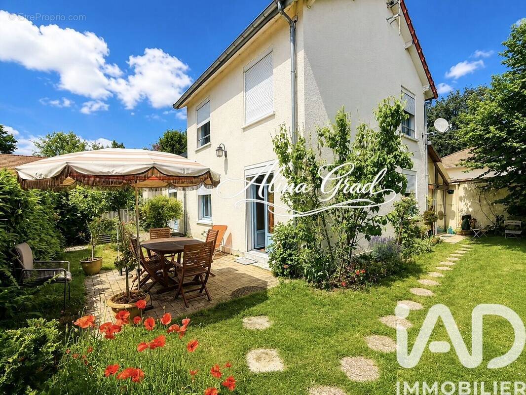 Photo 1 - Maison à BEAUCHAMP