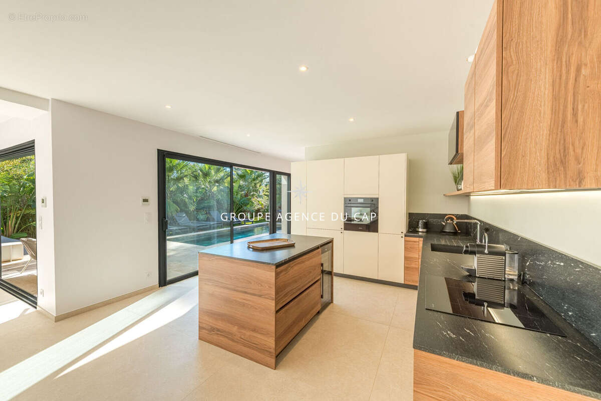 Maison à SAINT-RAPHAEL