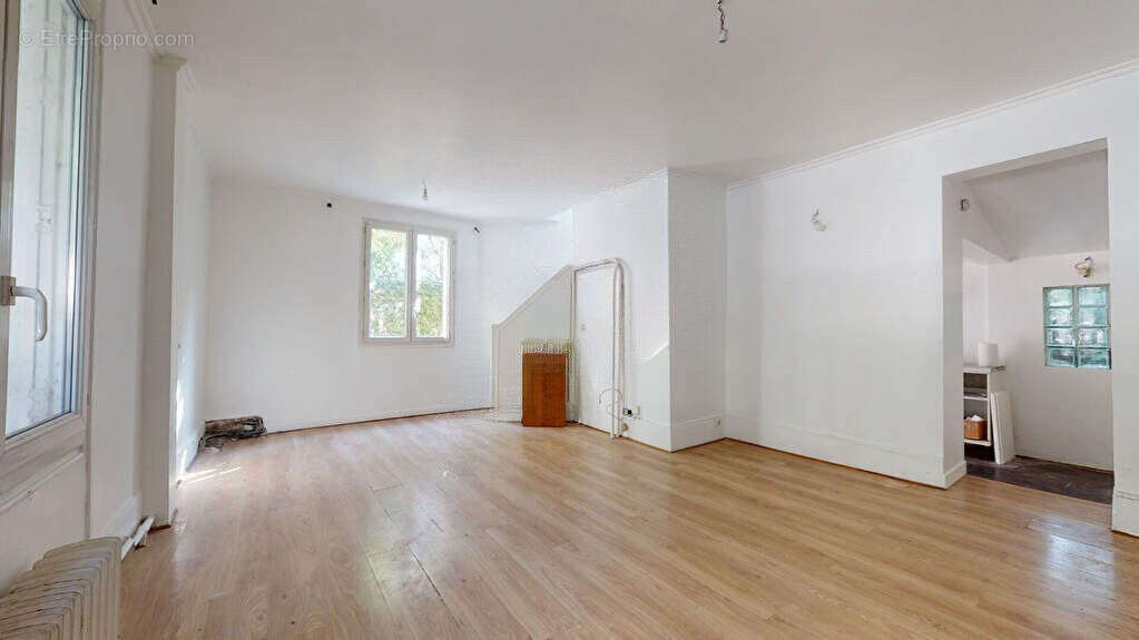 Maison à VILLEMOMBLE