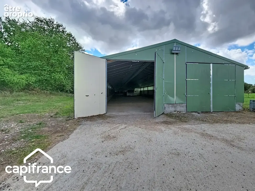 PROCHE DE THOUARS Maison de plain pied de 111m2 avec + de 2 hectares de terrain avec dépendance de 900m2 - photo 15