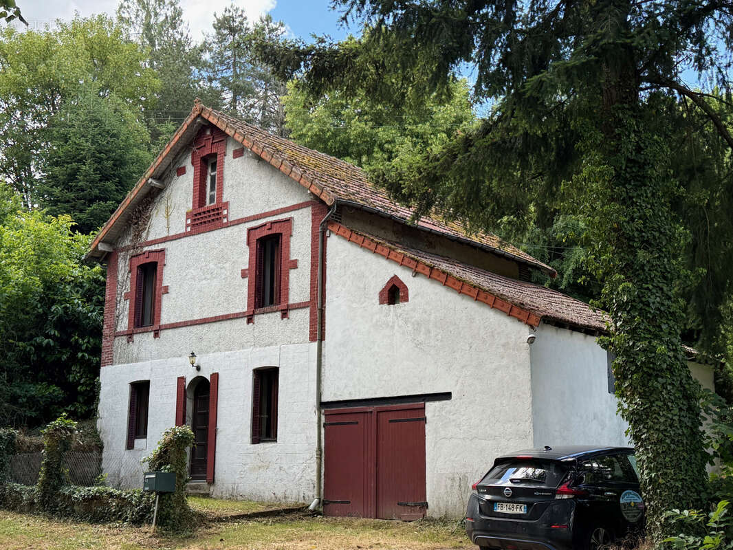 Maison à MARCILLAT-EN-COMBRAILLE