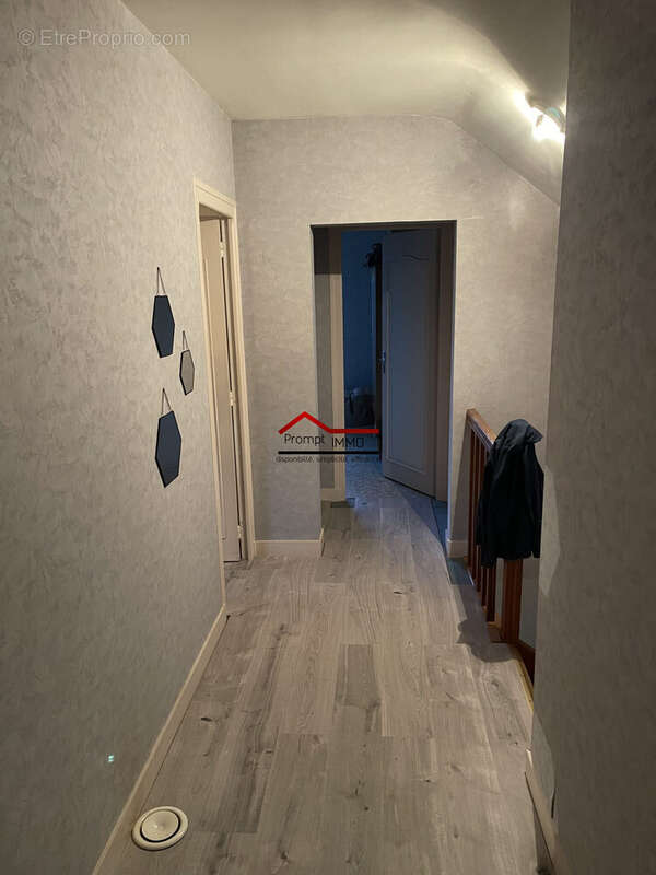 Maison à PEYRAT-LE-CHATEAU