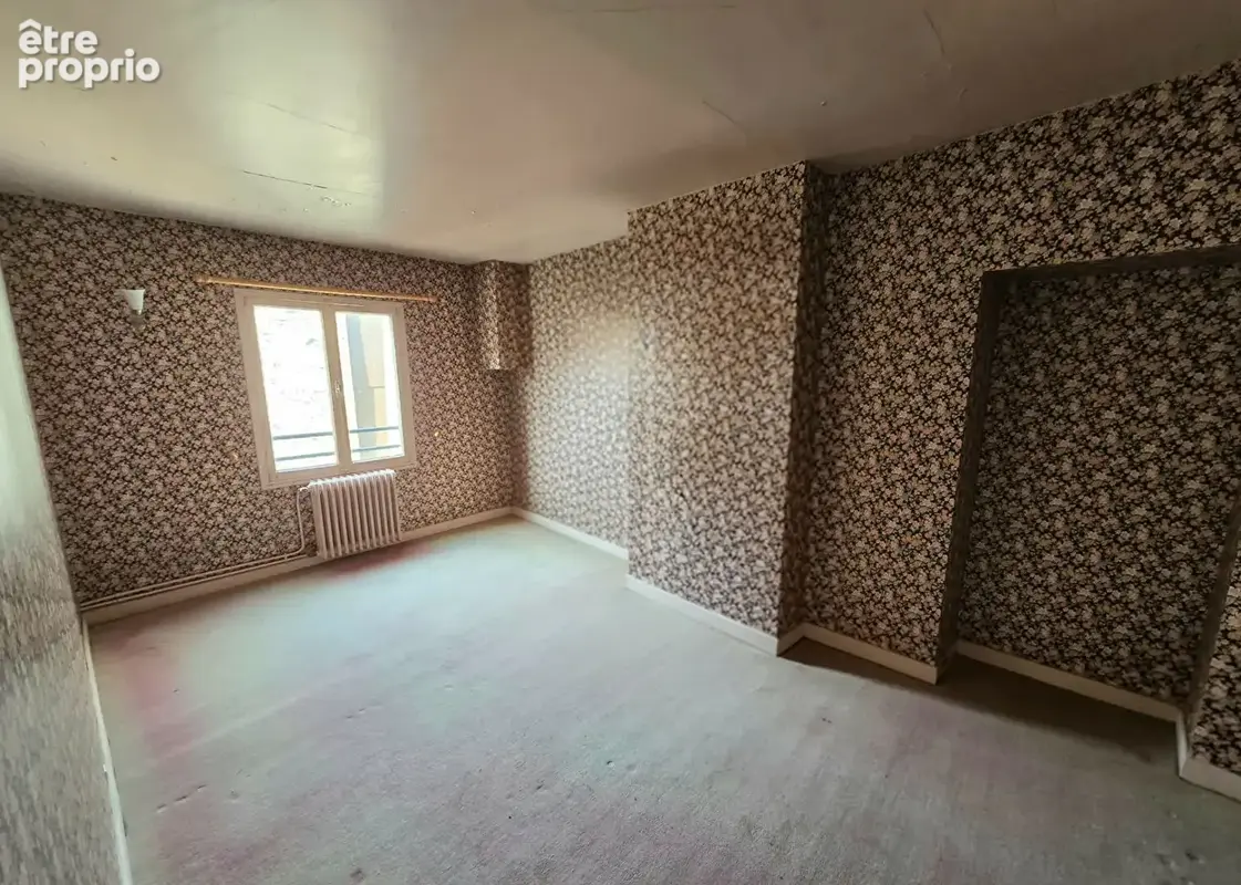 Maison de ville à rénover avec grand garage ? Bar-le-Duc, place Reggio. 176m2 - photo 8