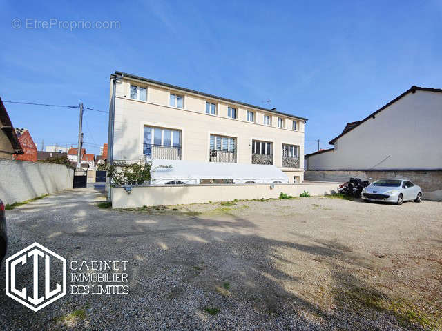 Immeuble à Le Blanc-Mesnil - photo 5